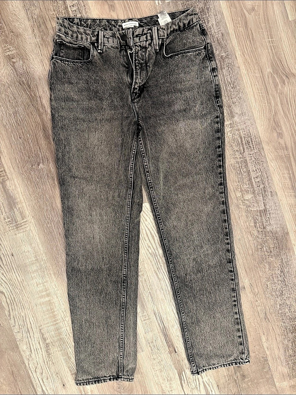 Good American Straight Leg Jeans in Gray Like New